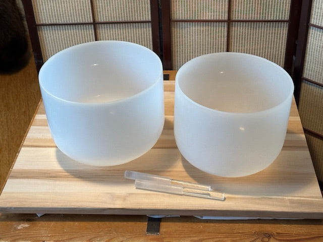 The Clear Resonance of Crystal Singing Bowls